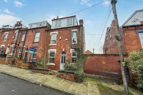 10, Pennington Grove, Woodhouse, Leeds LS6 2JL