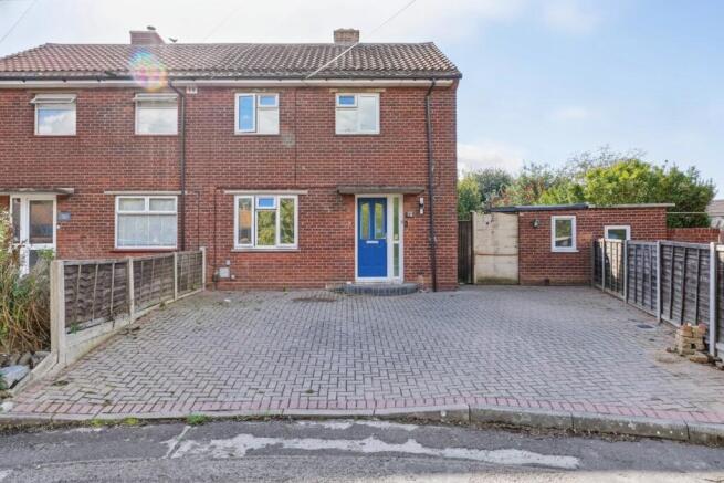 2-bed semi-detached on Swanstree Avenue, Sittingbourne, Kent, ME10 4LG, £250,000