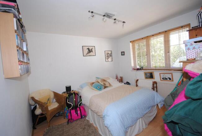 Bedrooom 3 of 4