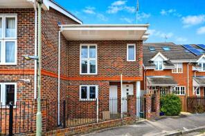 115, Vale Farm Road, Woking GU21 6DP