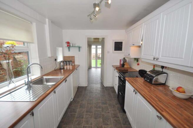 Fitted Kitchen