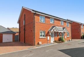 11, Farm Road, Eastleigh SO50 7HR