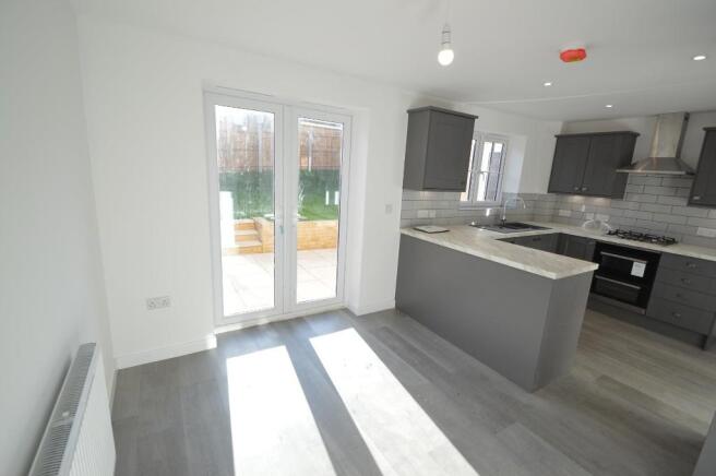 Kitchen/Breakfast RM