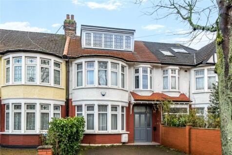 Upsdell Avenue, Palmers Green, London, N13