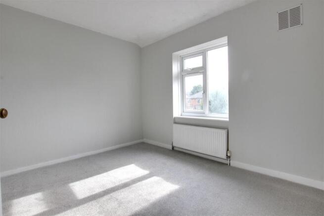 4 bed Terraced for sale Image 8