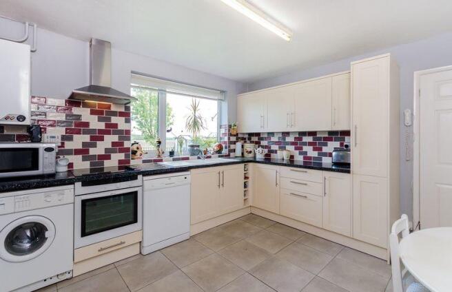 Dining kitchen