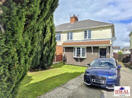 51, Cemetery Road, Woodlands, Doncaster DN6 7RY