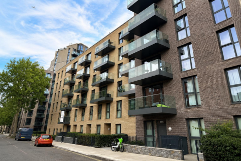 Coster Avenue, London
