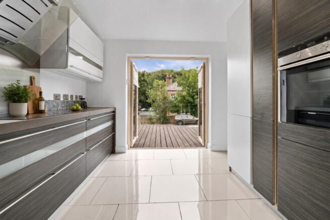 2 bed Detached for sale Image 5