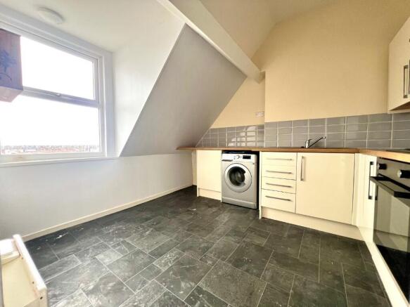 1 bed Flat to rent Image 6