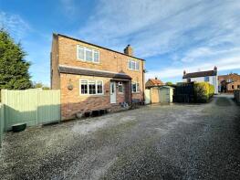 Holly Brow, Cawood Road, Wistow, Selby YO8 3XB