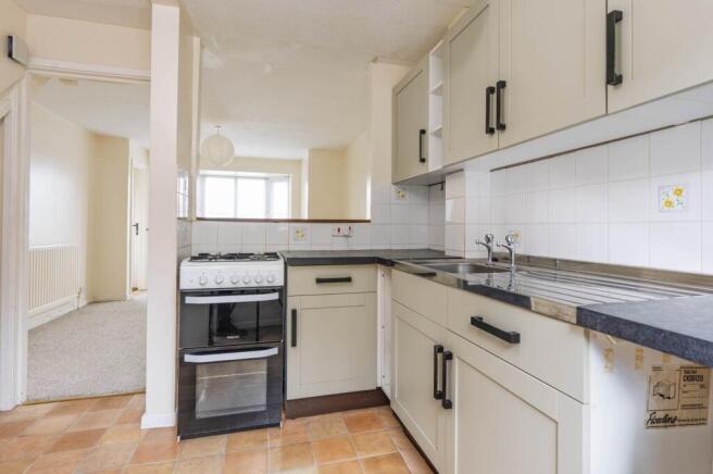 Pearce Drive, Chipping Norton photo 4