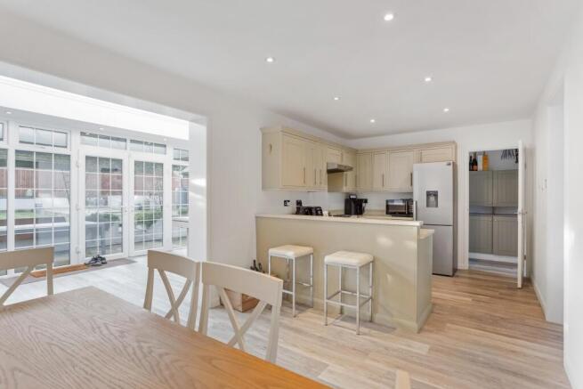 Kitchen / Dining