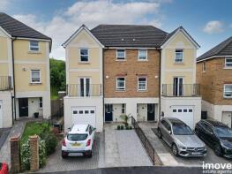 55, Darwin Crescent, Torquay TQ2 7FL