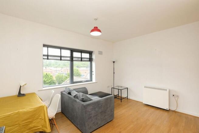 1 bed Apartment for sale Image 9