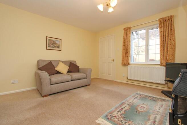 Couzens Close, Chipping Sodbury, BS37 photo 4