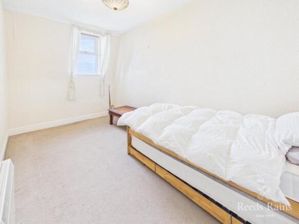 2 bed Apartment for sale Image 8