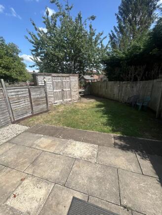 2 bed Flat to rent Image 9