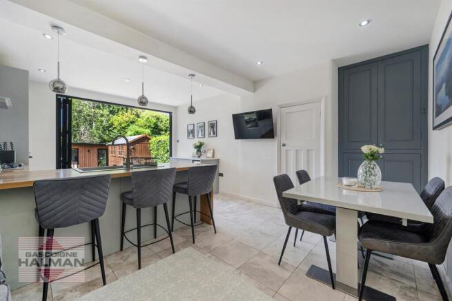 Dining Kitchen