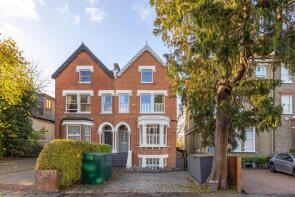 35, Underhill Road, London SE22 0QZ