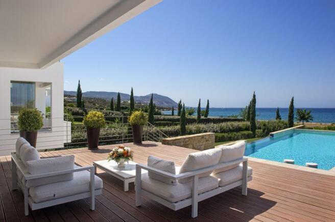Garden and Swimming