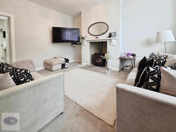2 bed Semi-Detached for sale Image 4