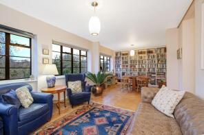 Flat 36, West Hill Court, Millfield Lane, London N6 6JJ