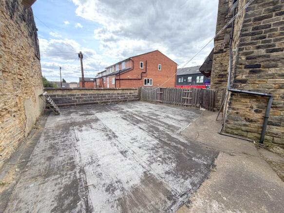 6 bed End of Terrace to rent Image 12