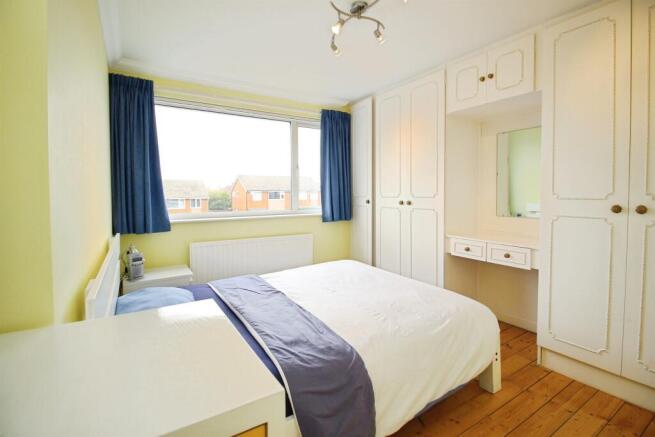 3 bed Semi-Detached for sale Image 10