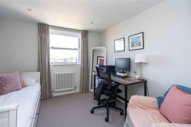 Bedroom/Study