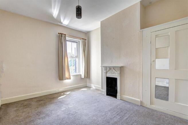 Bedroom 2.jpg