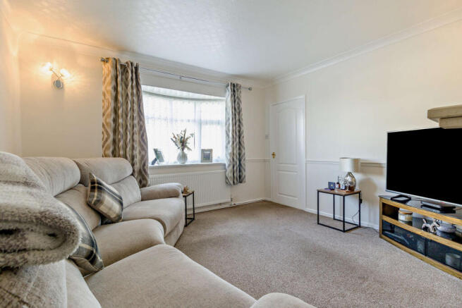 16, Chestnut Avenue, Doncaster, DN3 photo 3