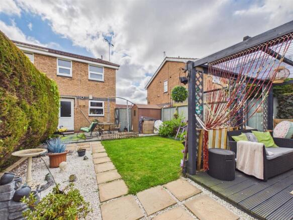 2 bed Semi-Detached for sale Image 12