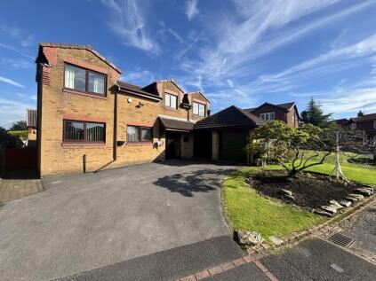Fulmar Gardens, Bamford, Rochdale, OL11