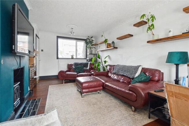 3 bed Semi-Detached for sale Image 11