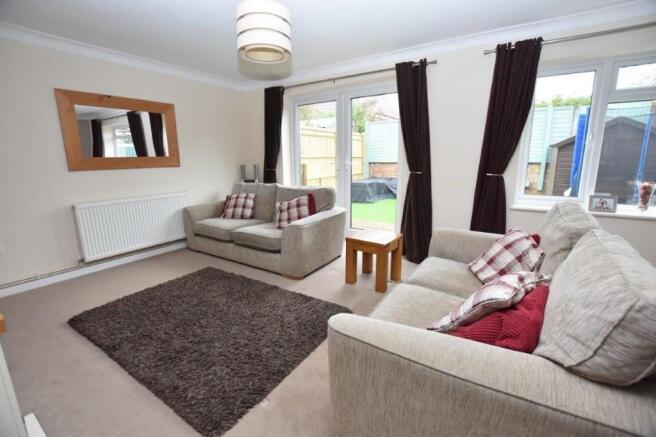 Lounge/dining room