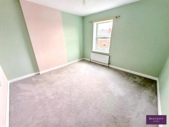 2 bed Terraced for sale Image 6