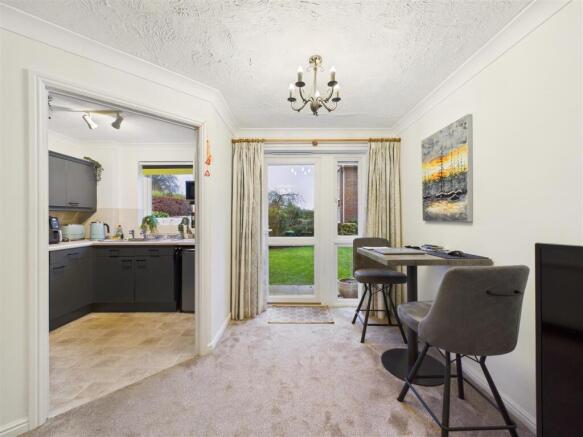 1 bed Flat for sale Image 4
