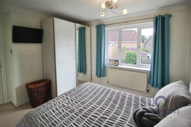 4 bed Detached for sale Image 10