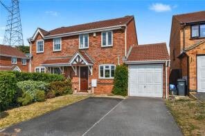 50, Farriers Green, Monkton Heathfield, Taunton TA2 8PR