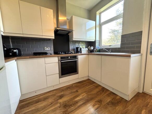 Linden Grove, Woodsmoor photo 4