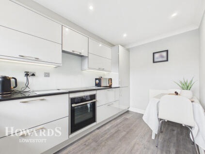 Wainwright Close, Lowestoft