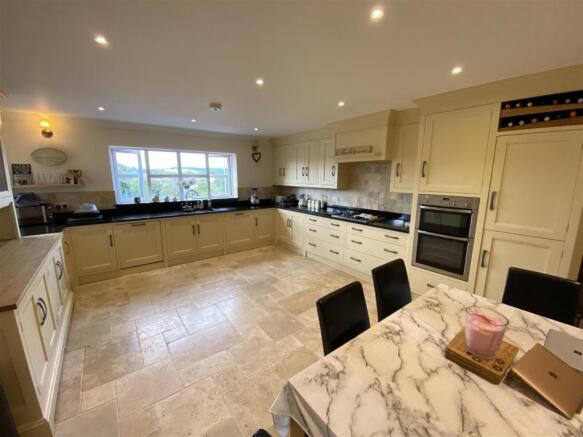 Kitchen.jpeg
