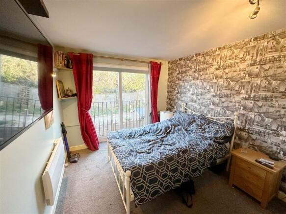 Bedroom.JPG