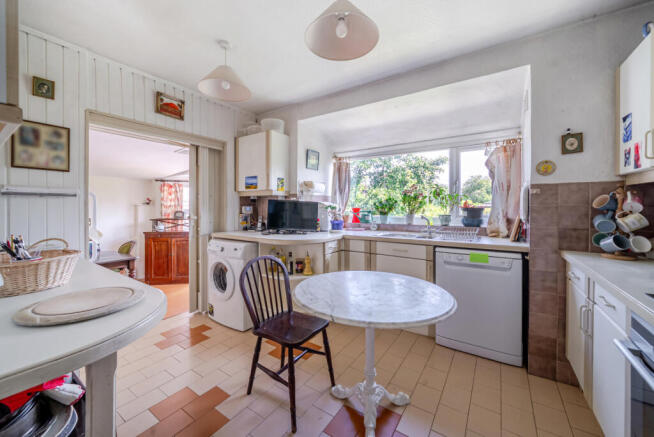 1487767-12-6a4bd4...