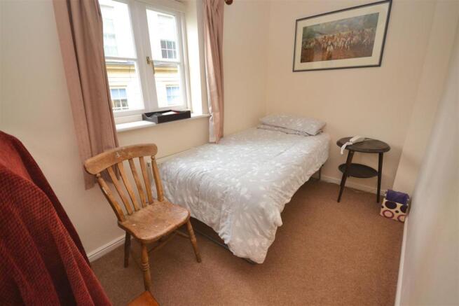 Bedroom 3.jpg