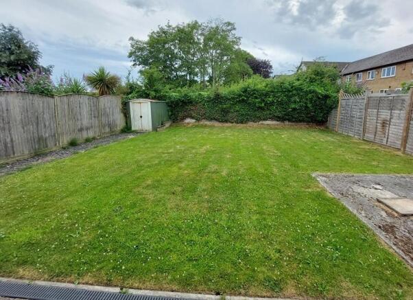 1 bed House Share to rent Image 9