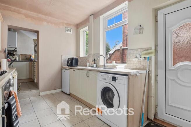 3 bed Terraced for sale Image 8