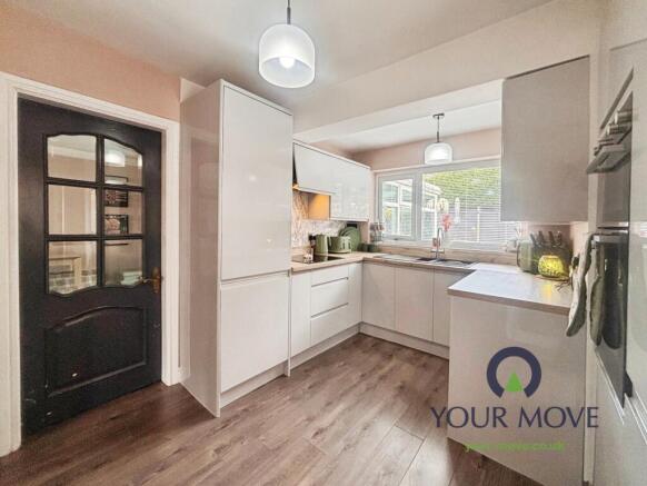 3 bed Semi-Detached for sale Image 5