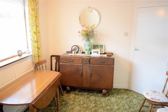 Dining Room/Bedroom 